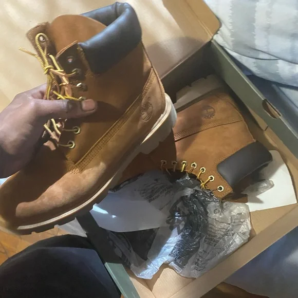 Timberland | Shoes | Timberland Boots Worn 3 Times Size 9  display picture 2